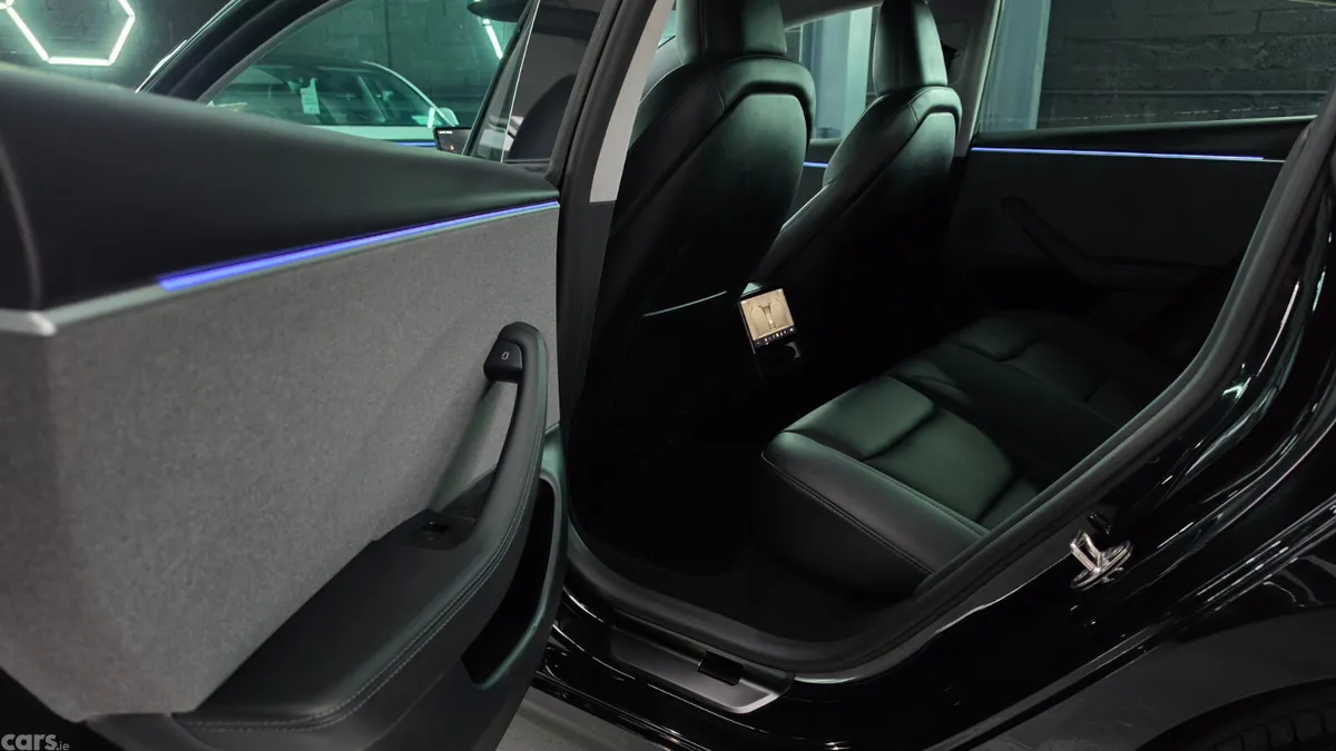 Tesla Model 3 Saloon, Electric, 2024, Black