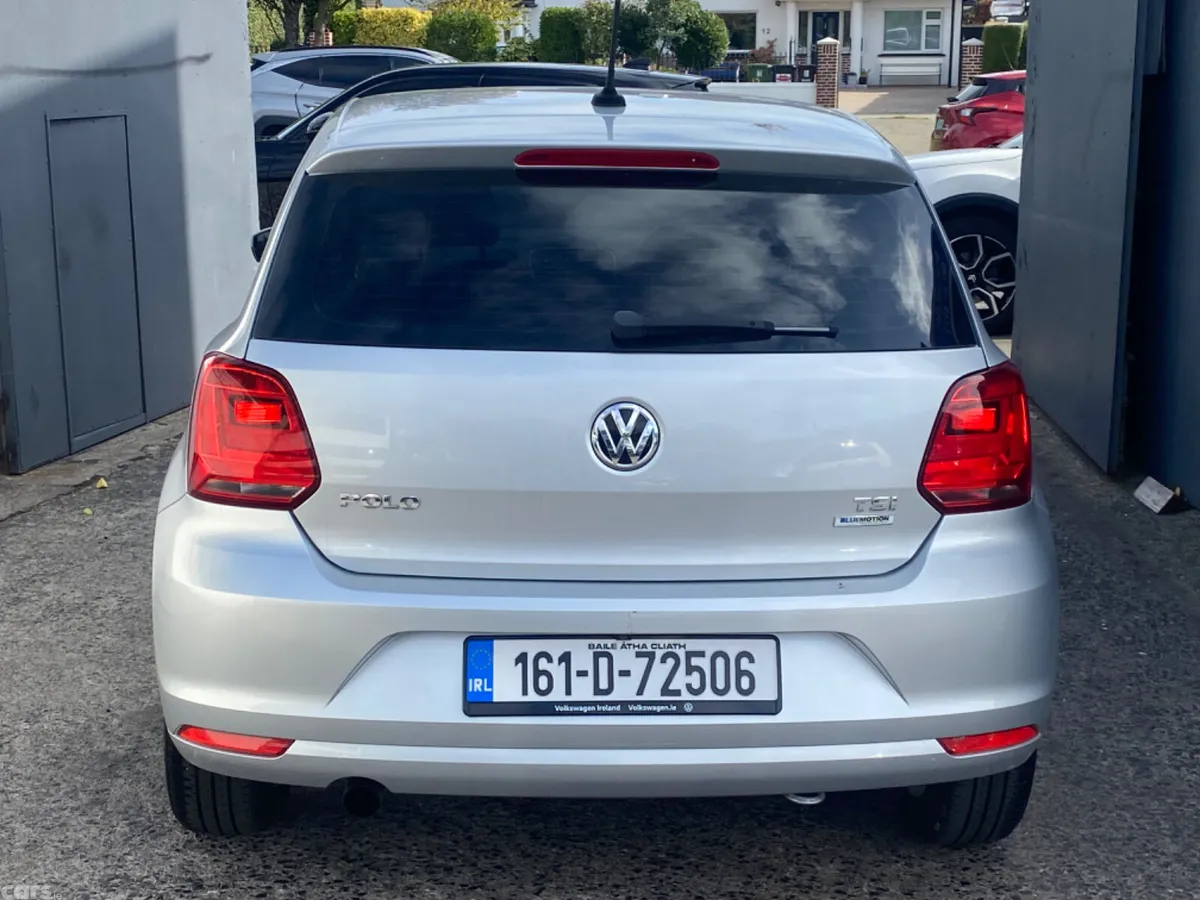 Volkswagen Polo Hatchback, Petrol, 2016, Silver