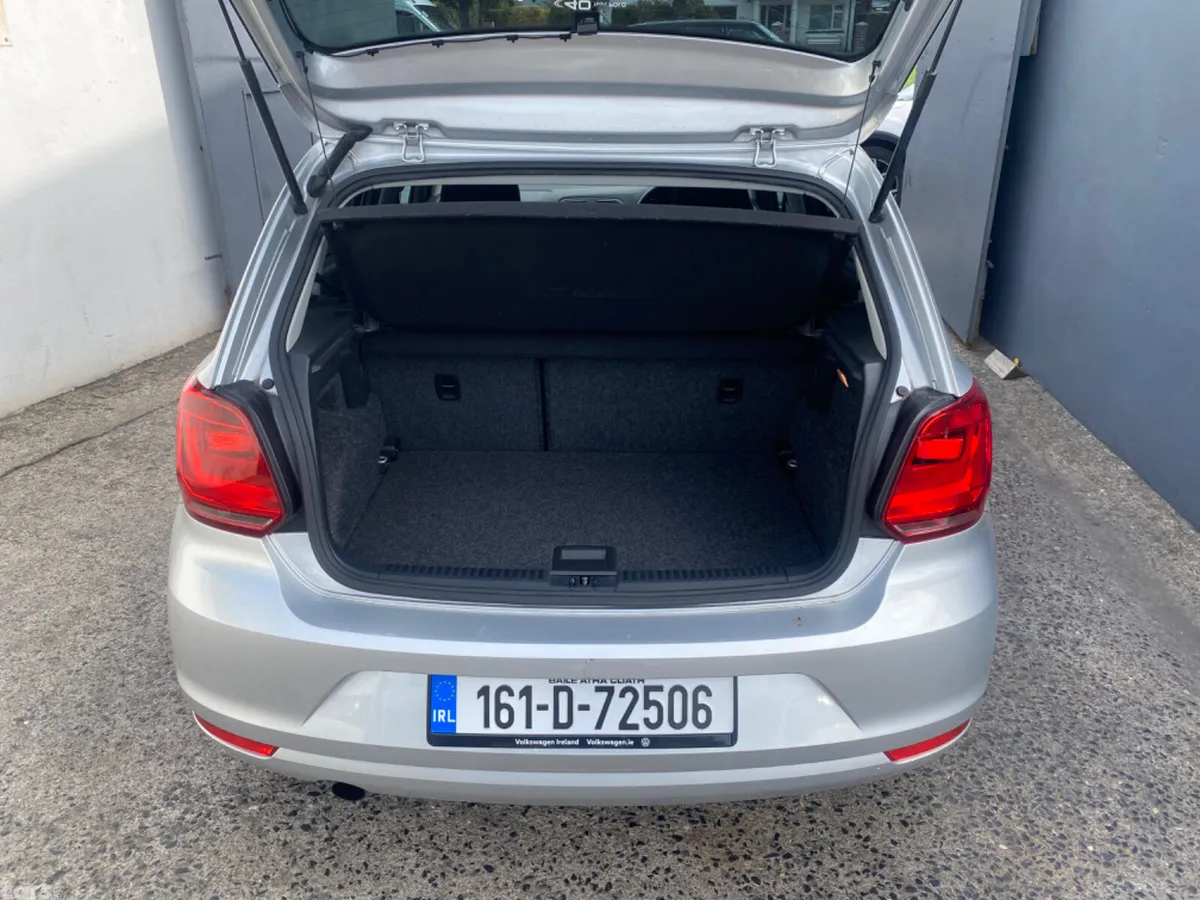 Volkswagen Polo Hatchback, Petrol, 2016, Silver