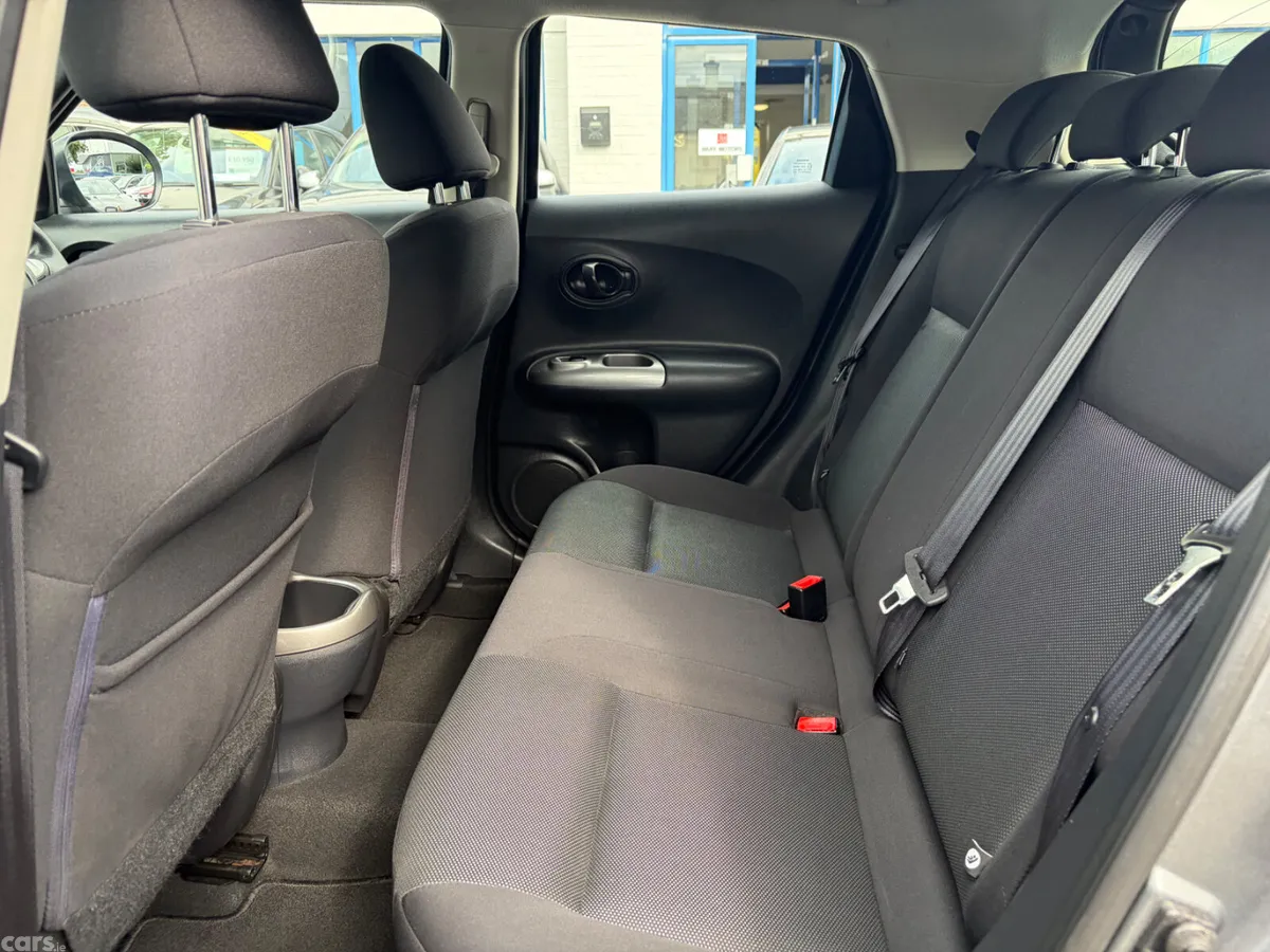 Nissan Juke SUV, Petrol, 2013, Grey