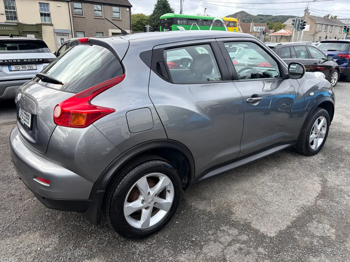 Nissan Juke SUV, Petrol, 2013, Grey