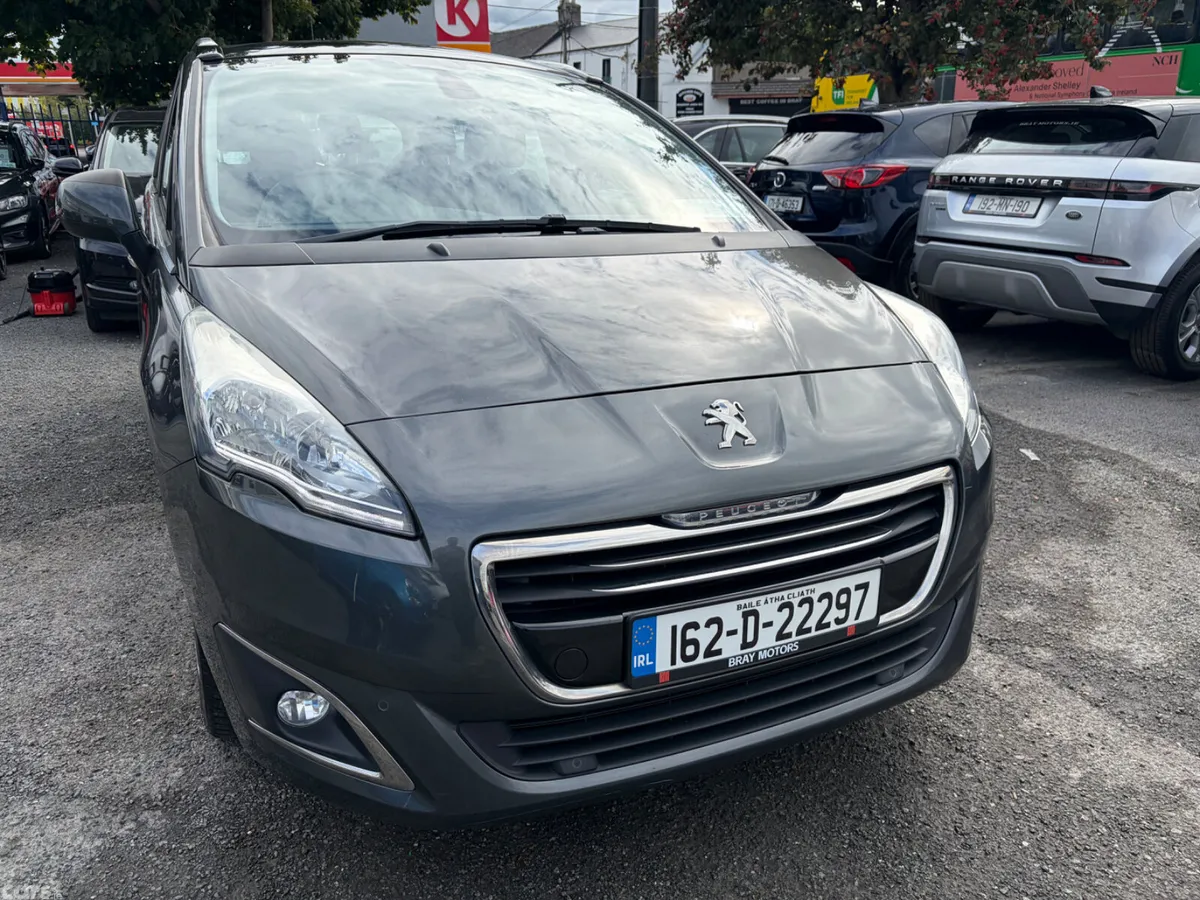 Peugeot 5008 MPV, Diesel, 2016, Grey