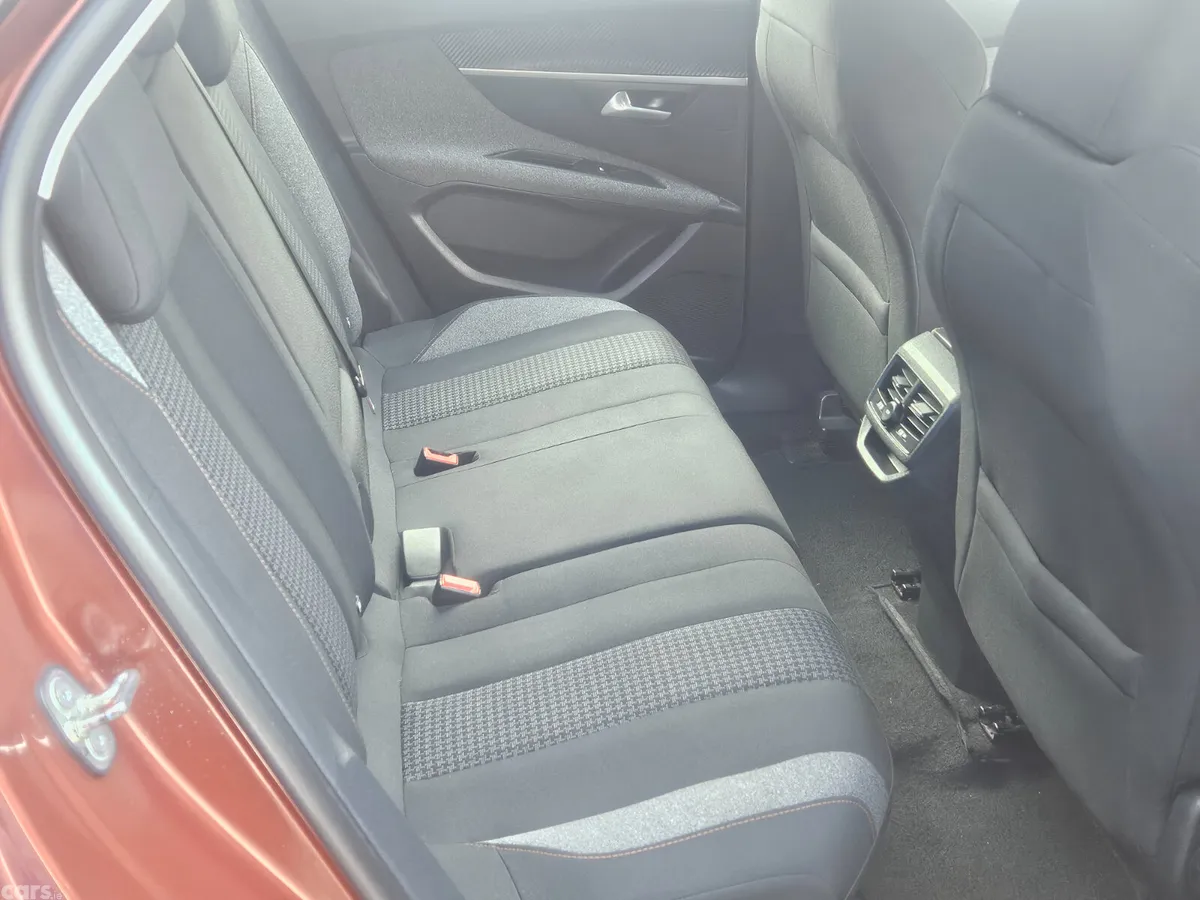 Peugeot 3008 SUV, Diesel, 2017, Brown