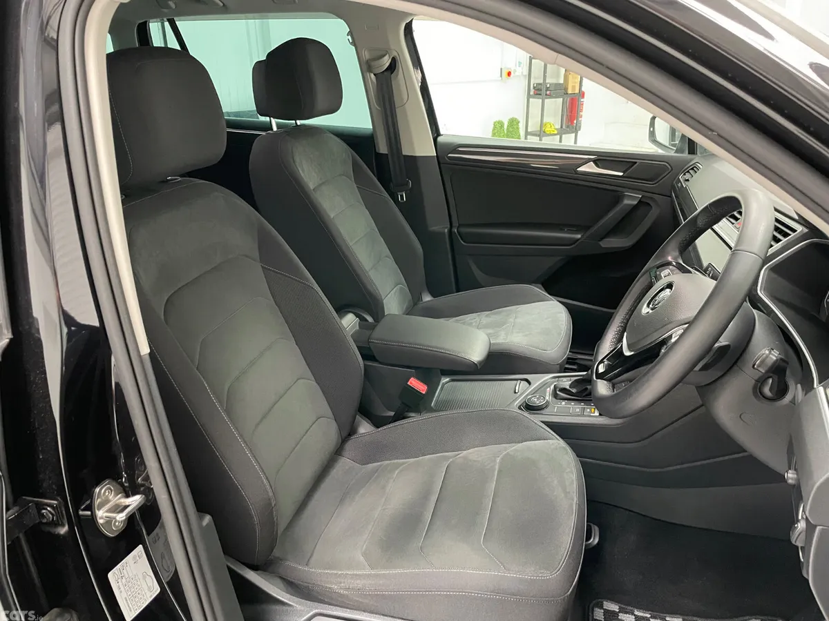 Volkswagen Tiguan Estate, Diesel, 2020, Black