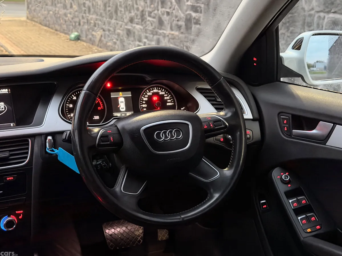 Audi A4 Saloon, Petrol, 2016, White