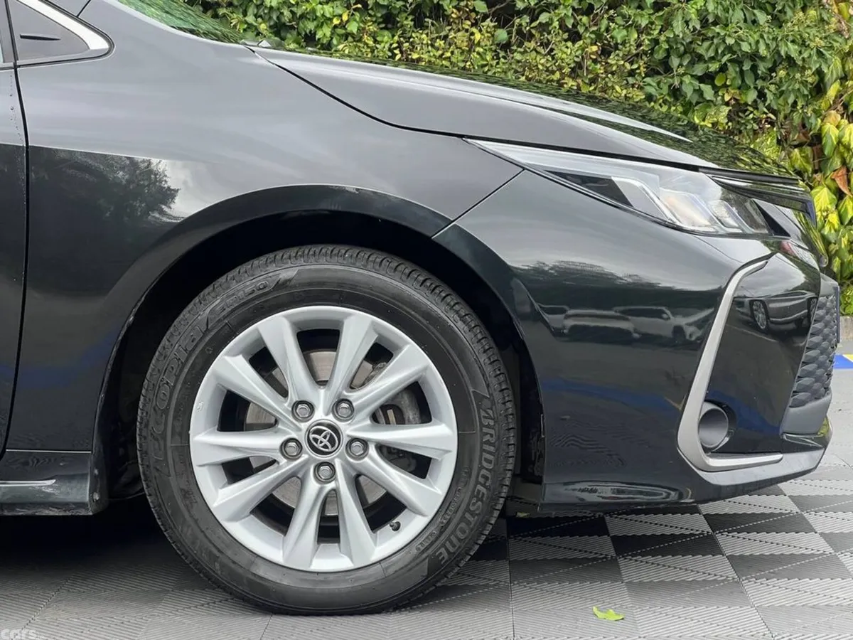 Toyota Corolla Saloon, Petrol Hybrid, 2023, Black