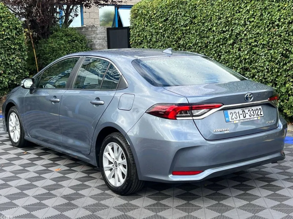 Toyota Corolla Saloon, Petrol Hybrid, 2023, Grey