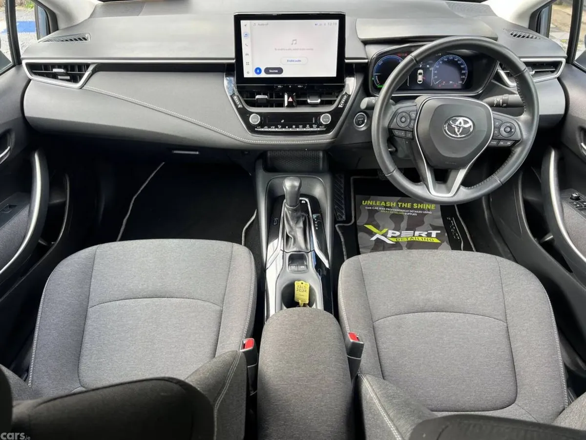 Toyota Corolla Saloon, Petrol Hybrid, 2023, Grey