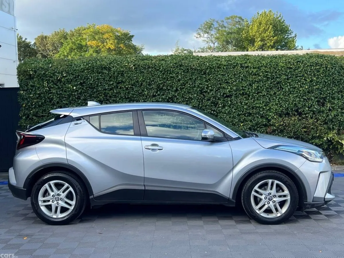 Toyota C-HR Hatchback, Petrol Hybrid, 2023, Grey