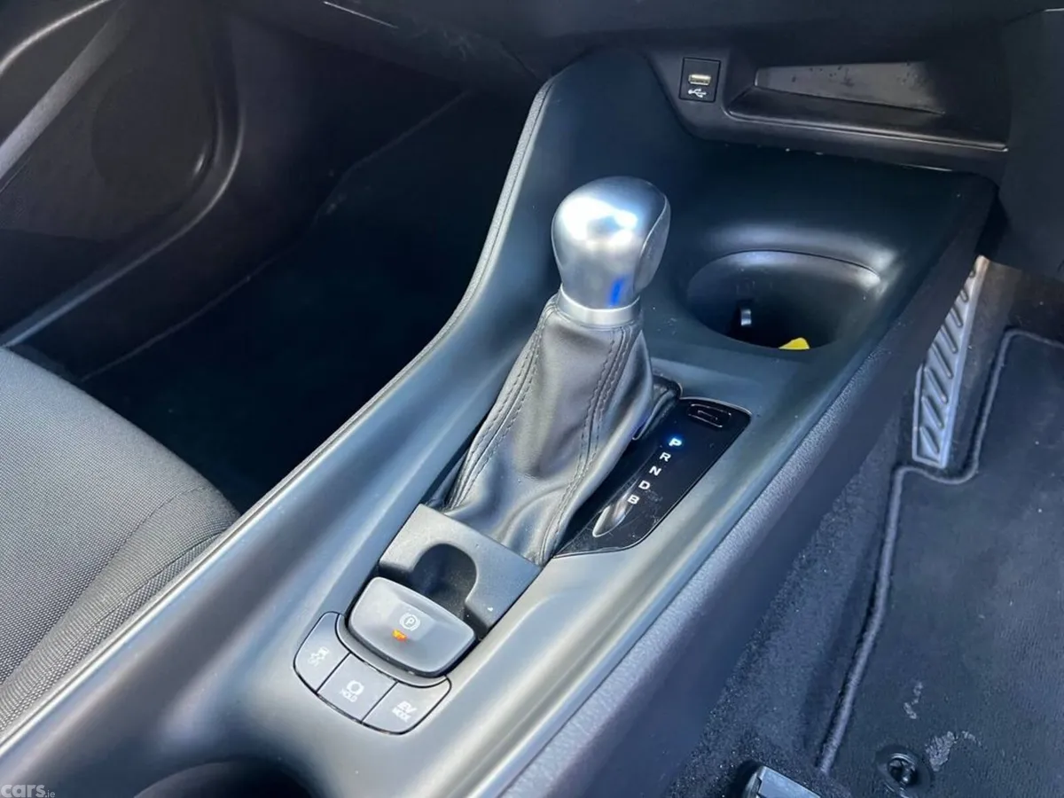 Toyota C-HR Hatchback, Petrol Hybrid, 2023, Grey