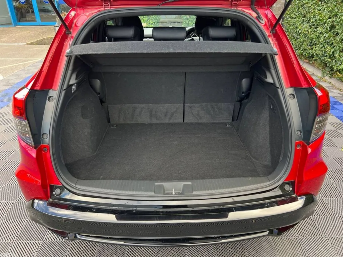 Honda Vezel SUV, Petrol Hybrid, 2021, Red
