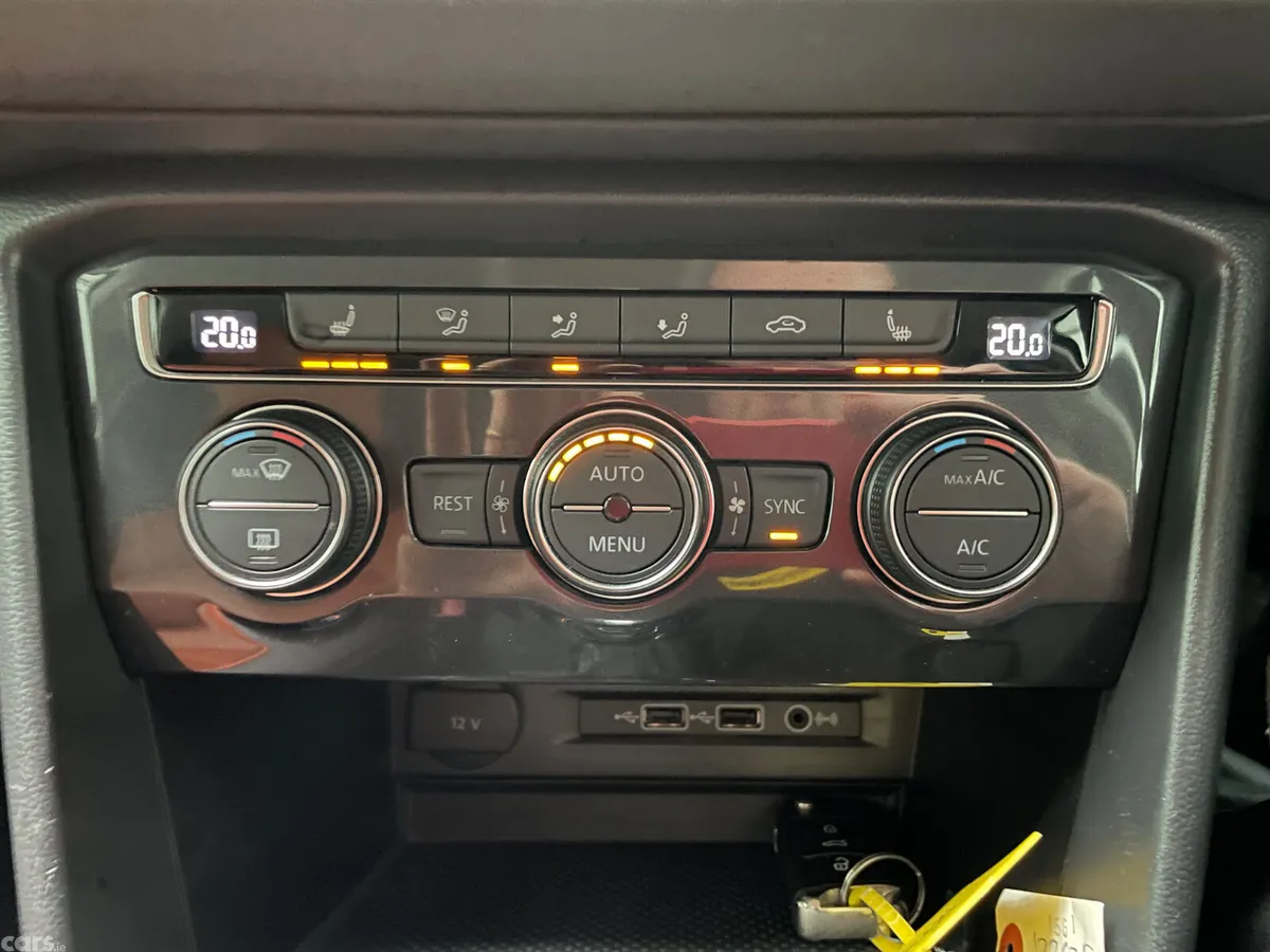 Volkswagen Tiguan Estate, Diesel, 2019, Black