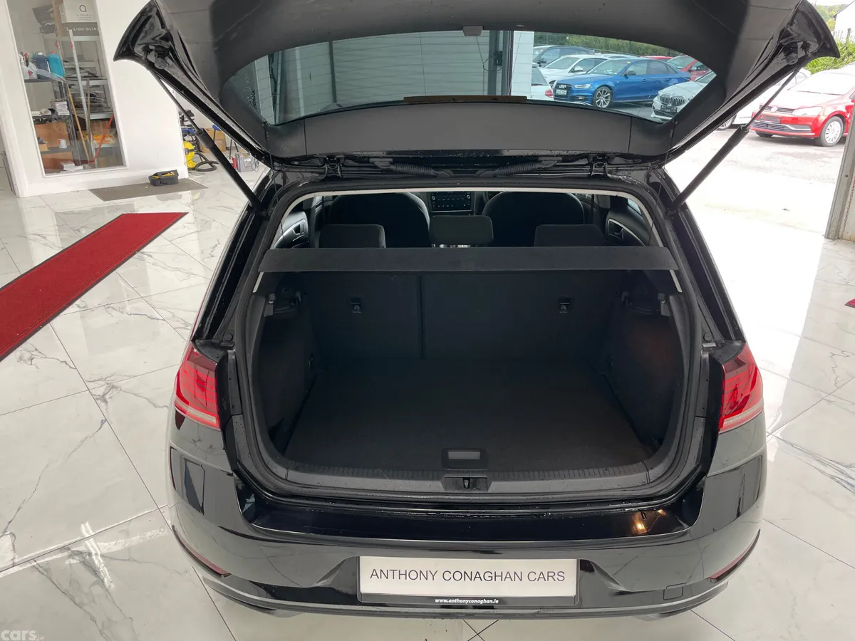 Volkswagen Golf Hatchback, Petrol, 2018, Black