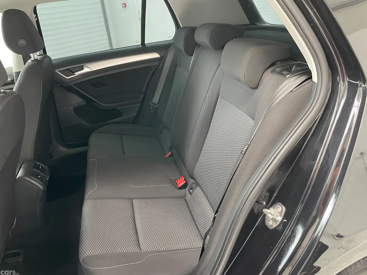 Volkswagen Golf Hatchback, Petrol, 2018, Black