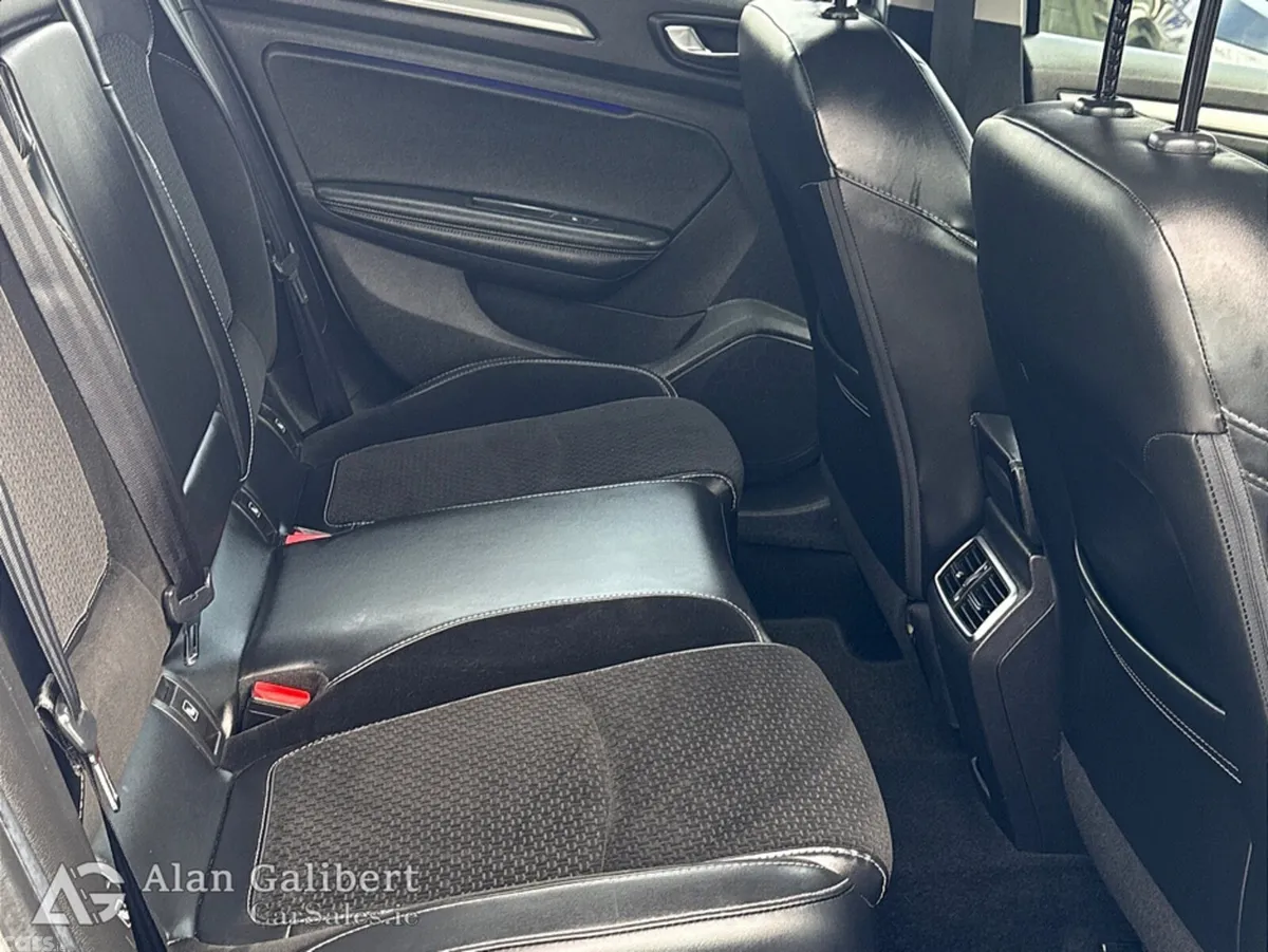 Renault Megane Saloon, Diesel, 2018, Grey