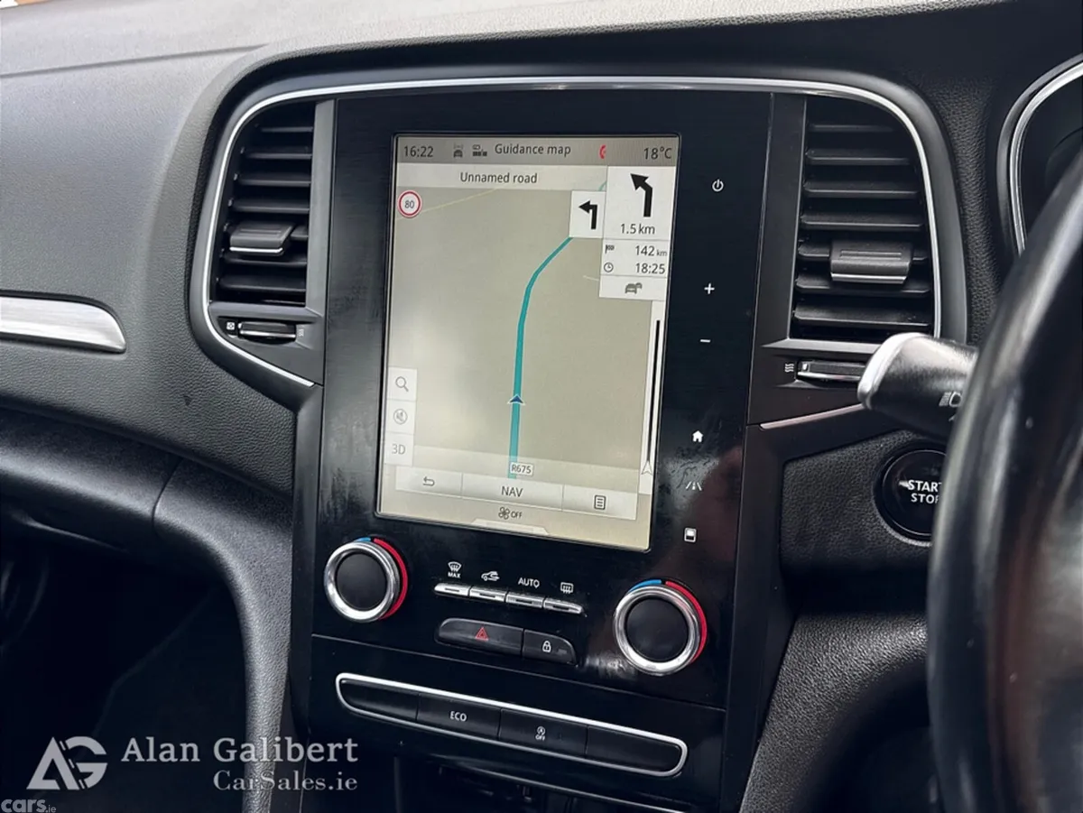 Renault Megane Saloon, Diesel, 2018, Grey