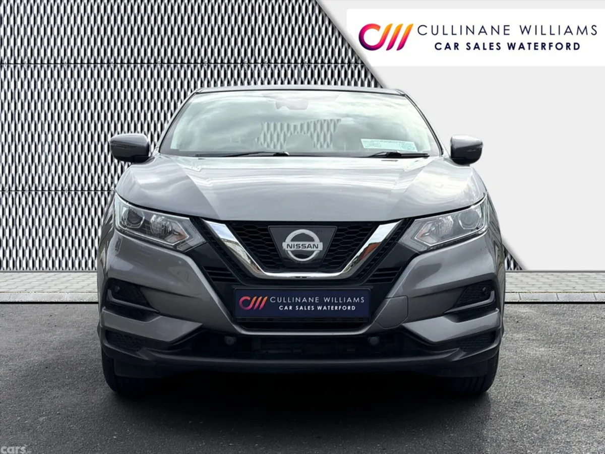 Nissan Qashqai SUV, Diesel, 2018, Grey