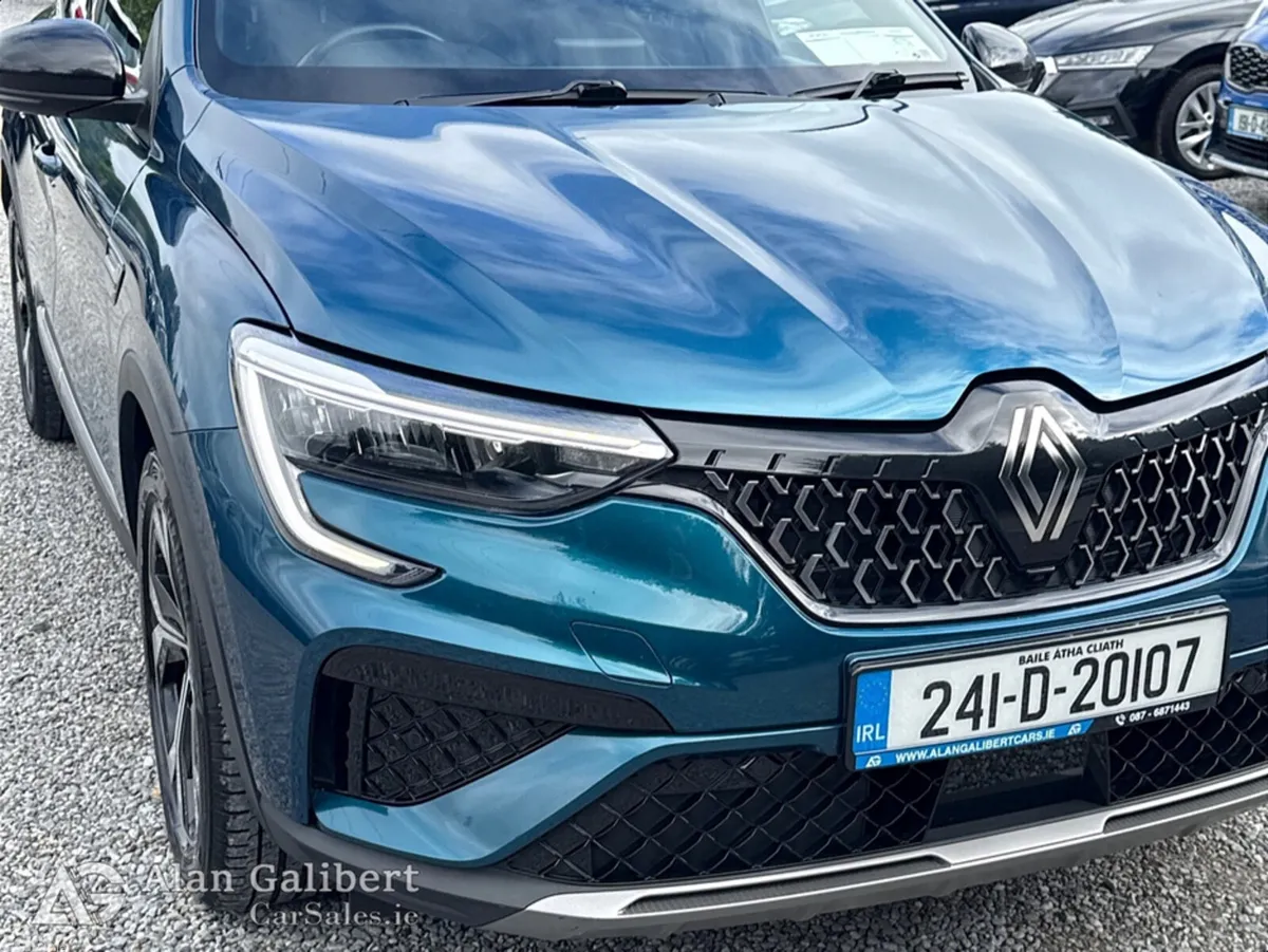 Renault Arkana Hatchback, Petrol, 2024, Blue