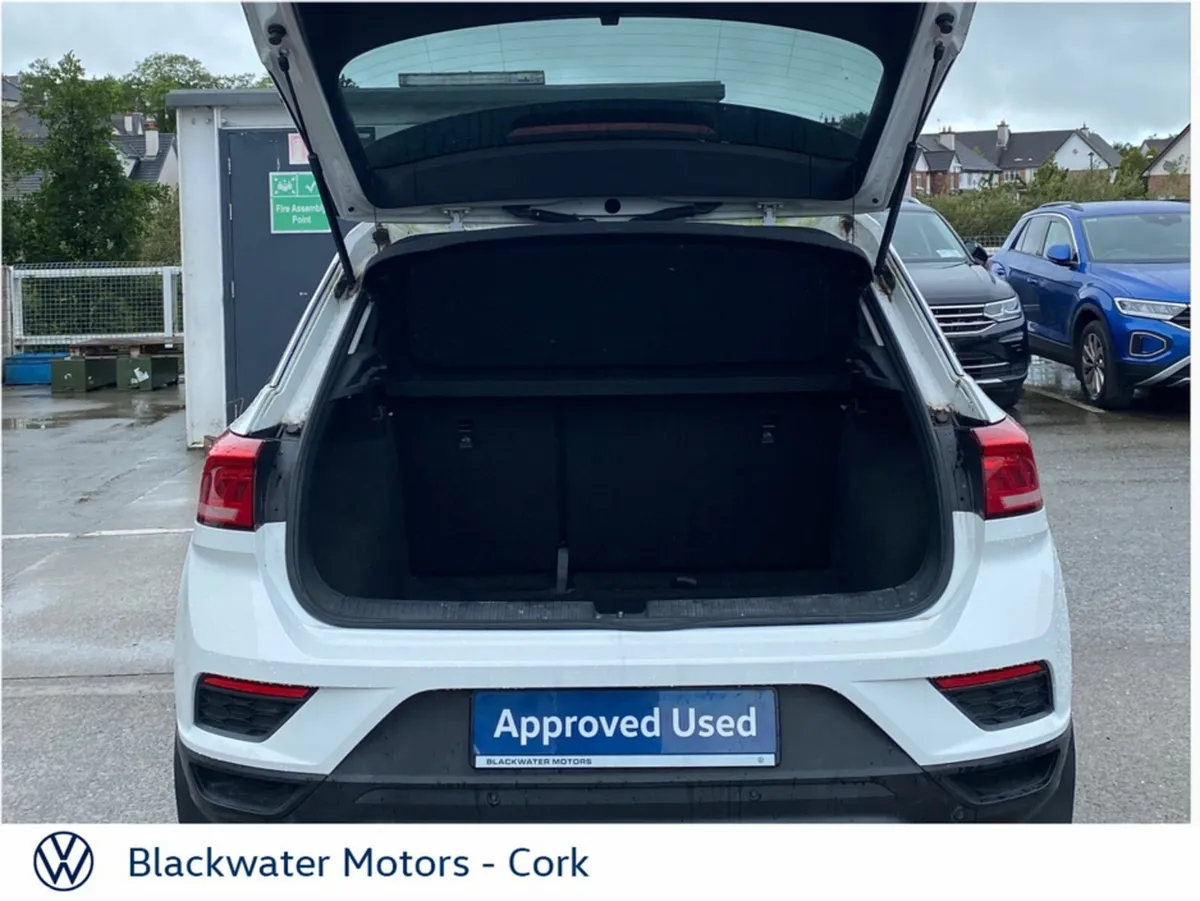 Volkswagen T-Roc SUV, Petrol, 2018, White
