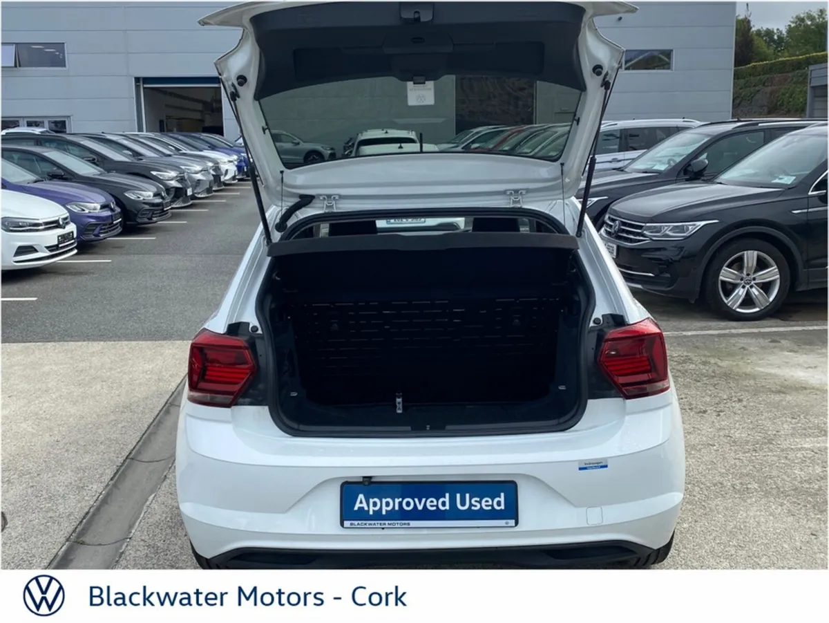 Volkswagen Polo Other, Petrol, 2019, White