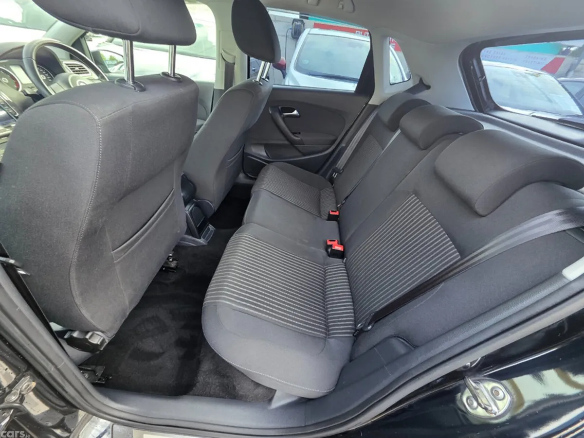 Volkswagen Polo Hatchback, Petrol, 2013, Black