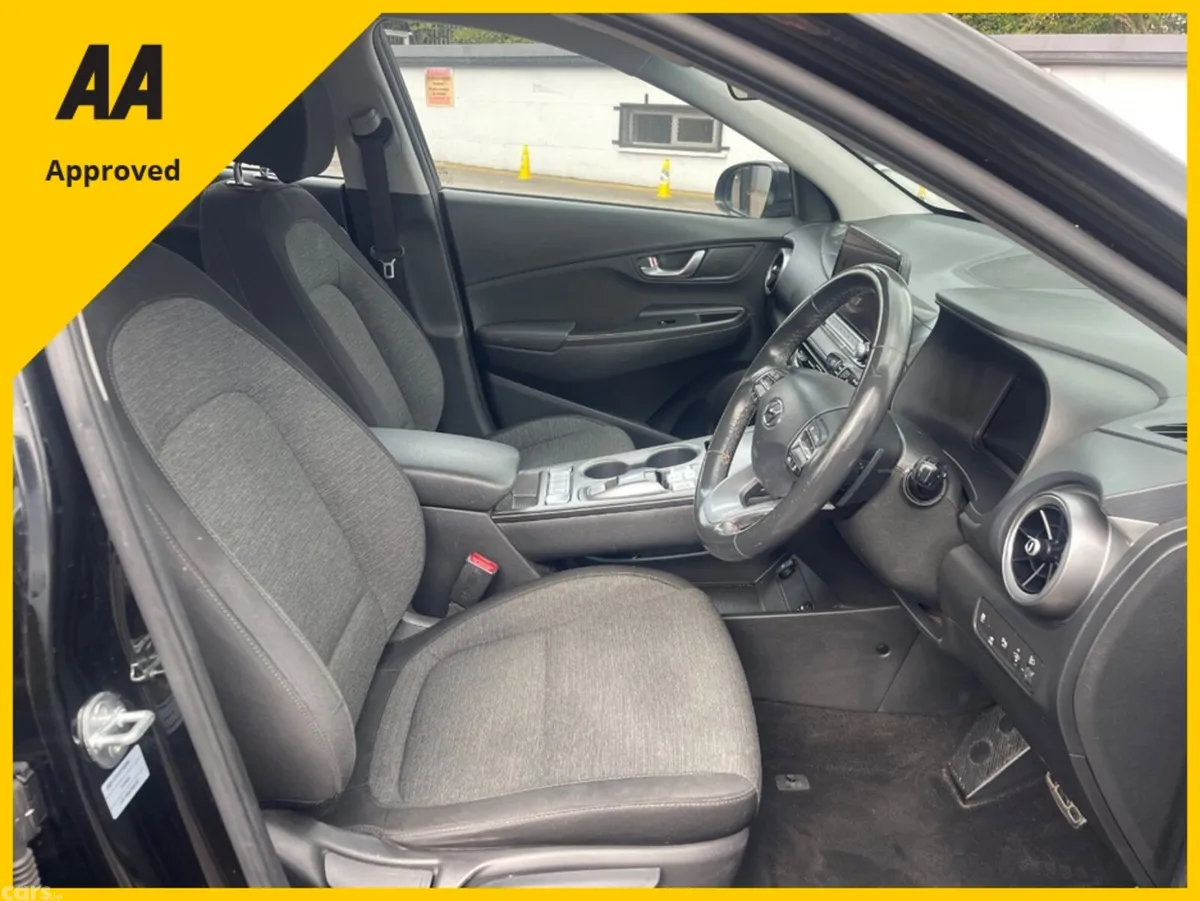 Hyundai KONA Hatchback, Electric, 2021, Black