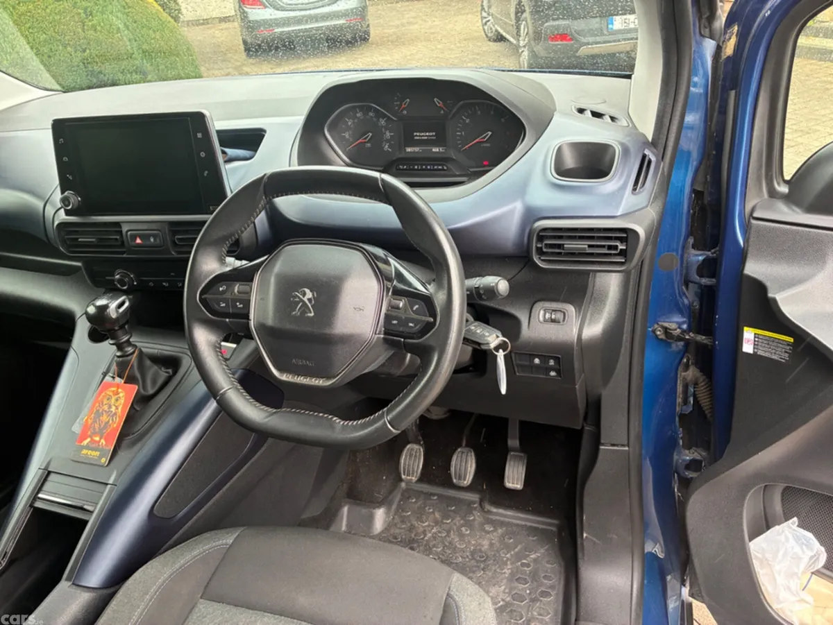 Peugeot Rifter MPV, Petrol, 2019, Blue