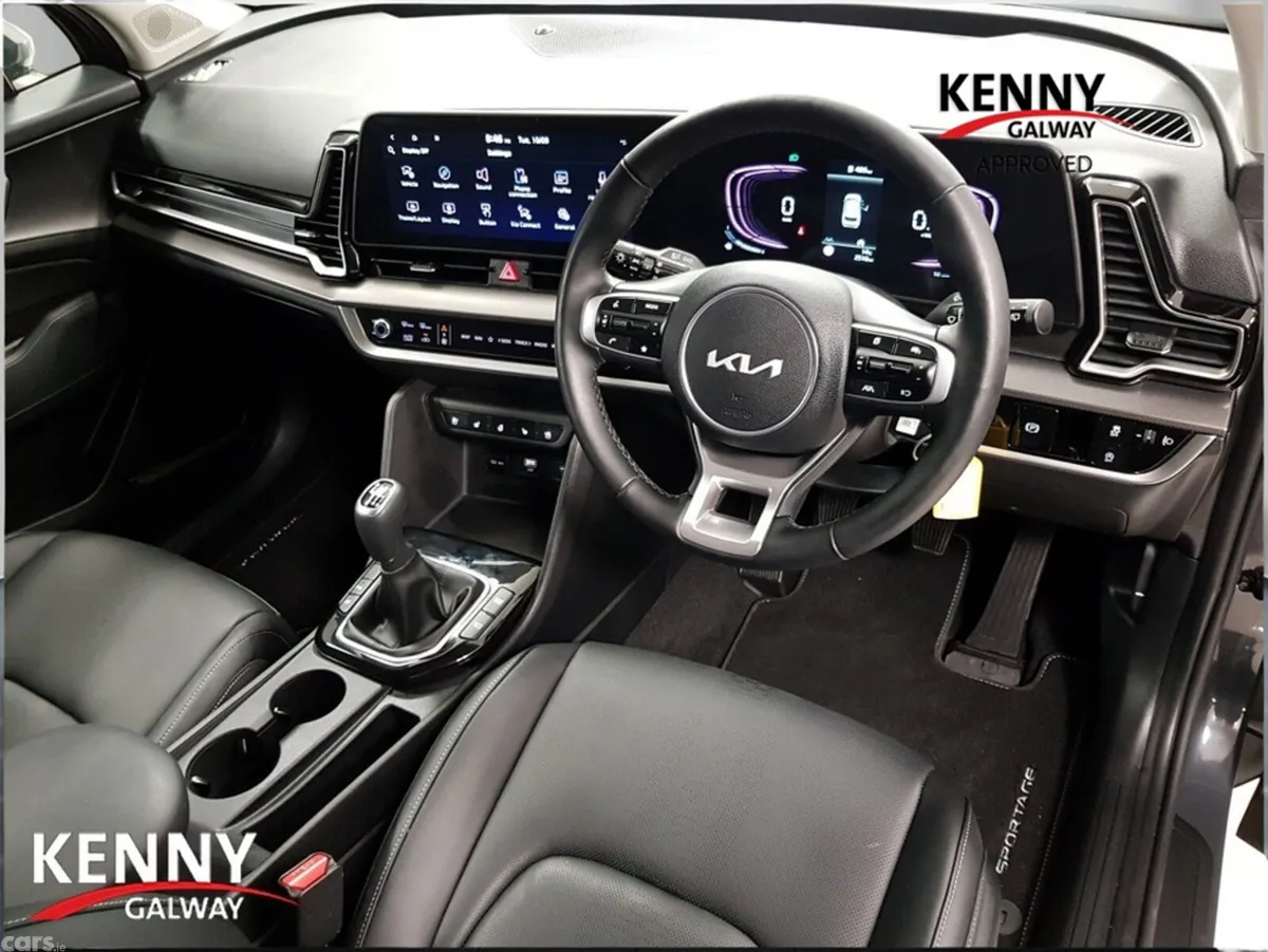 Kia Sportage MPV, Diesel, 2024, Grey