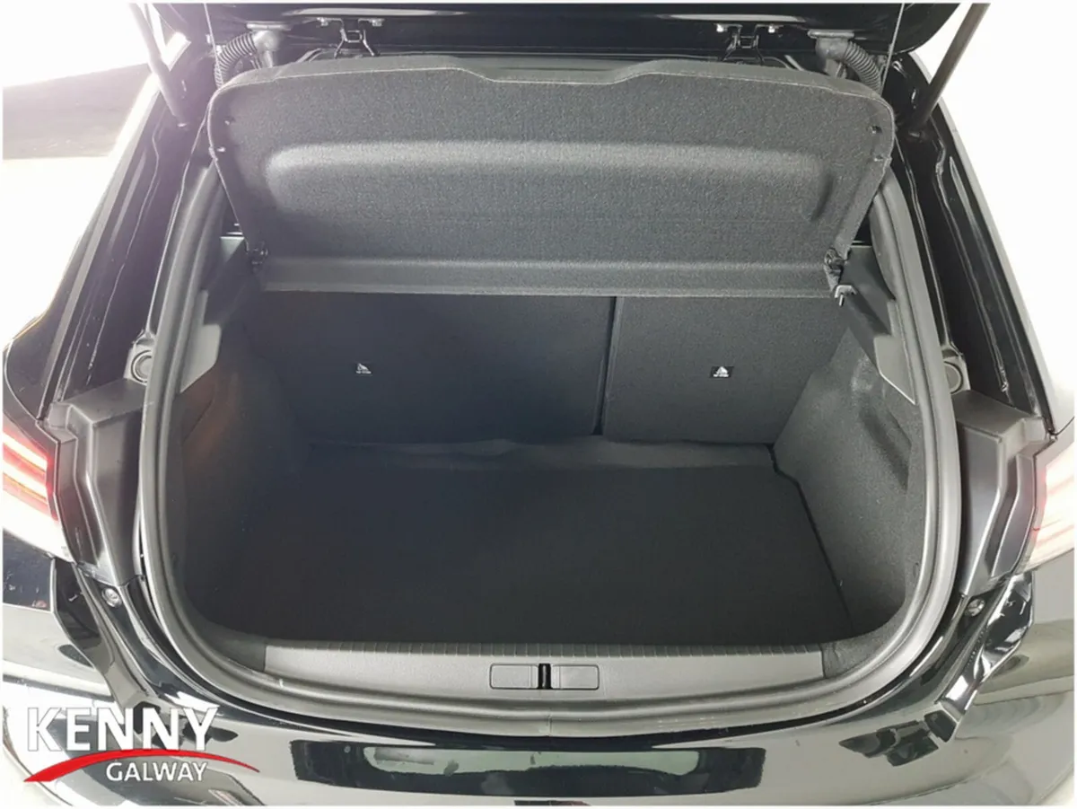 Peugeot 208 Hatchback, Petrol, 2026, Black