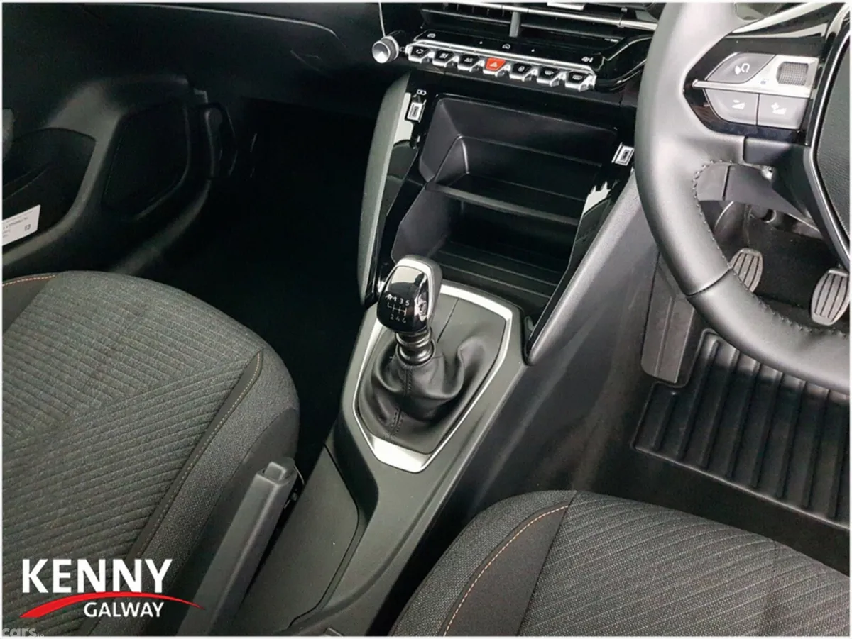 Peugeot 208 Hatchback, Petrol, 2026, Black