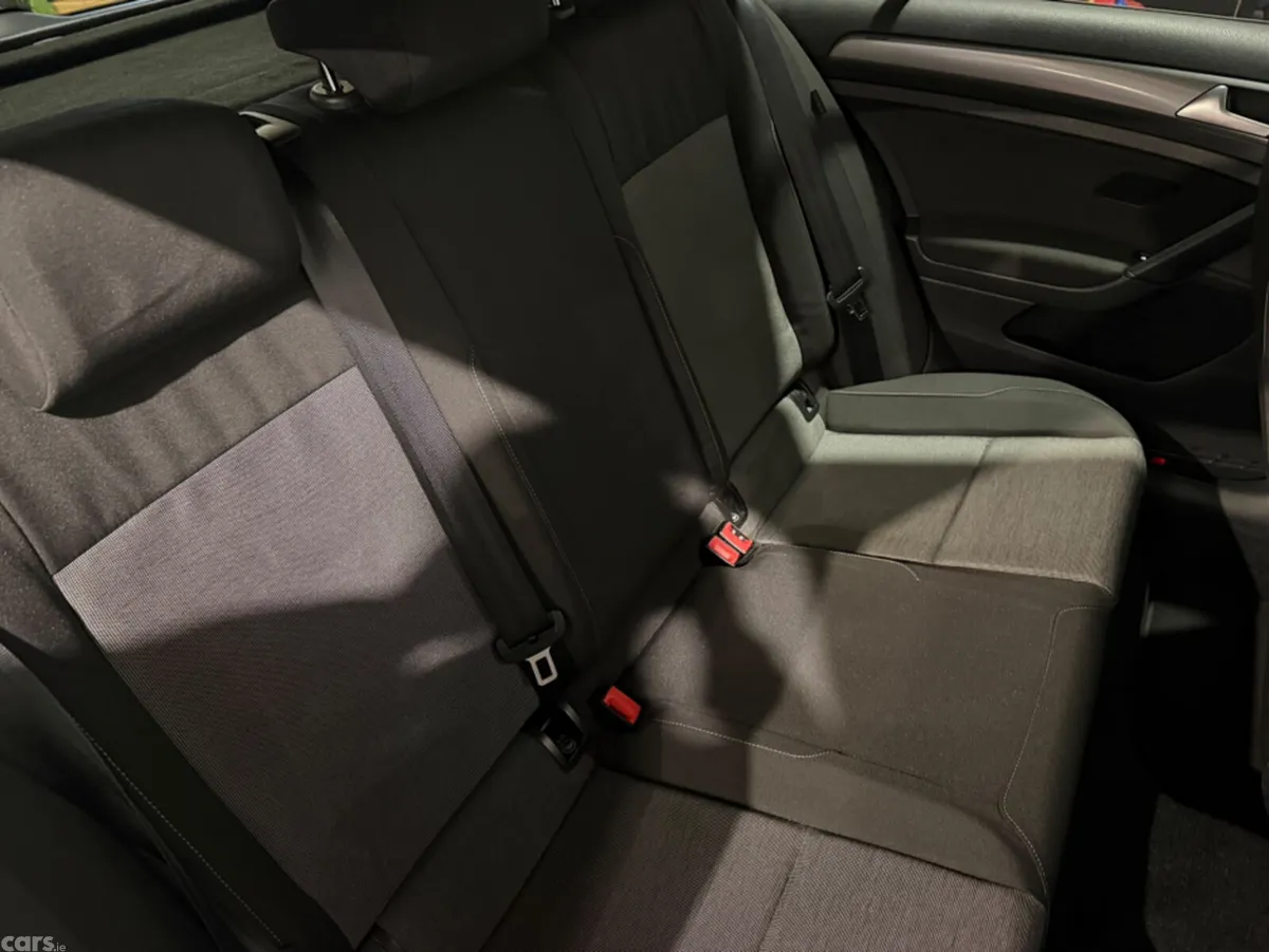 Volkswagen Golf Hatchback, Petrol, 2014, Blue
