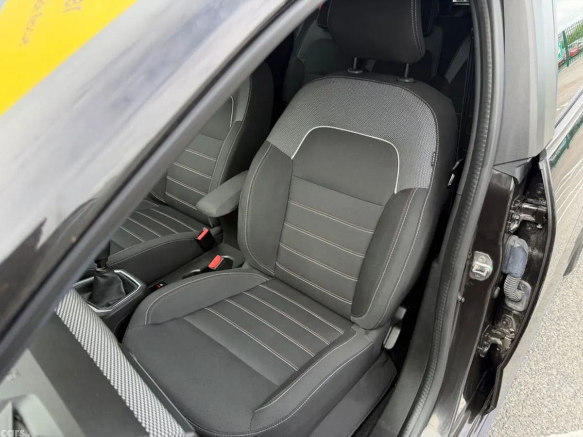 Dacia Jogger Estate, Petrol, 2023, Black