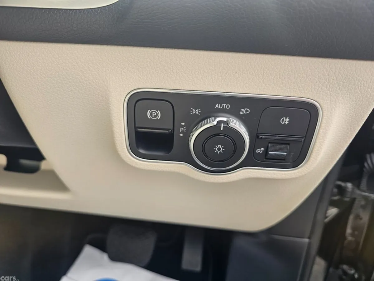 Mercedes-Benz GLB Estate, Diesel, 2025, Black