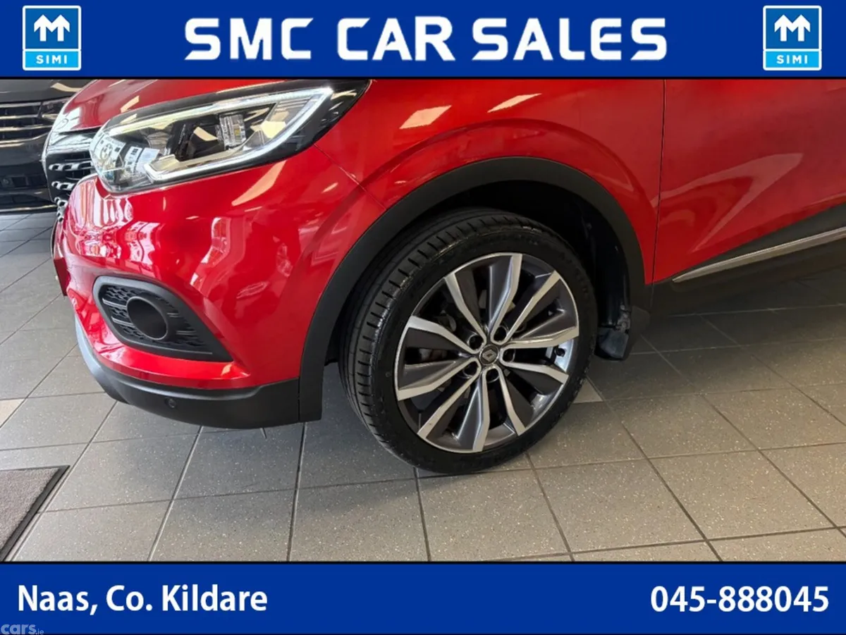 Renault Kadjar SUV, Petrol, 2020, Red