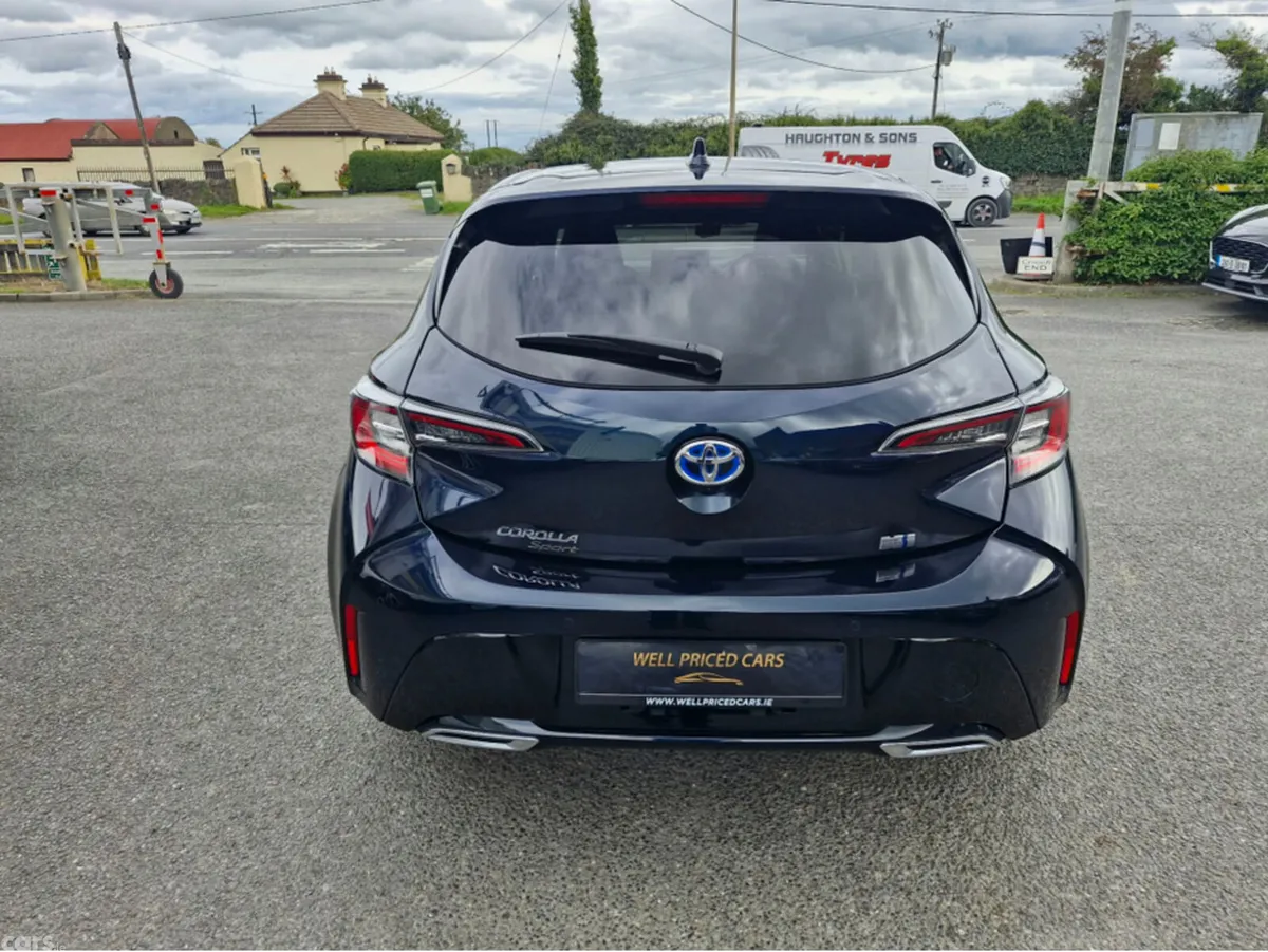 Toyota Corolla Hatchback, Petrol Hybrid, 2020, Blue