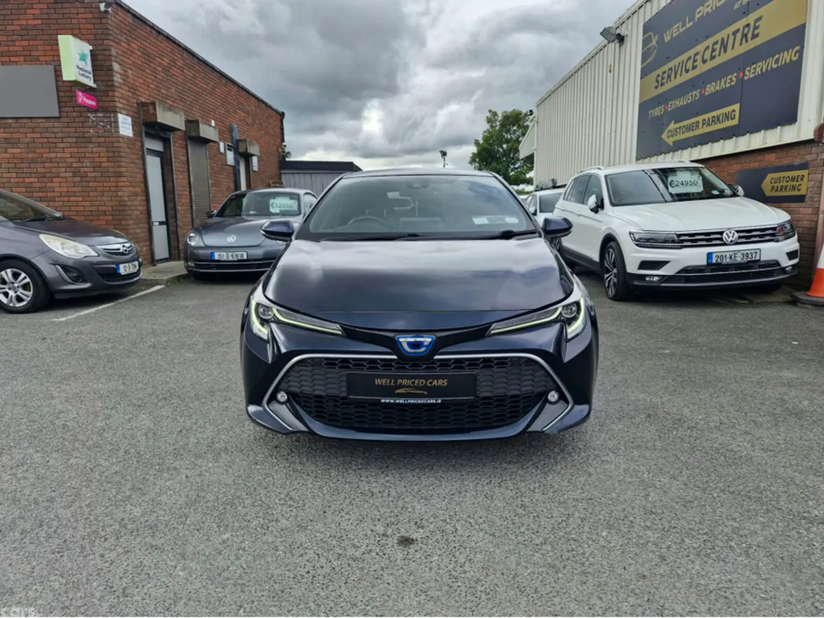 Toyota Corolla Hatchback, Petrol Hybrid, 2020, Blue