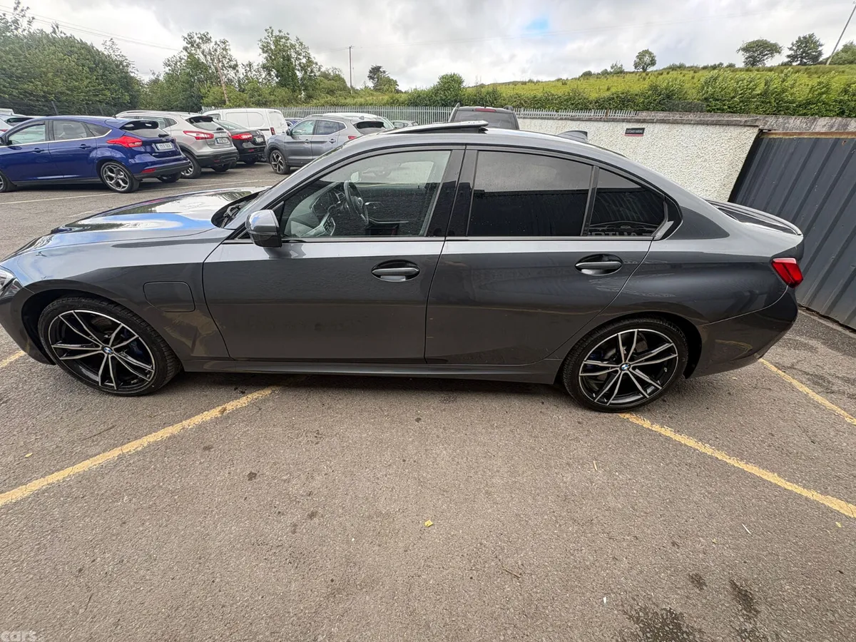 BMW 3-Series Saloon, Petrol Plug-in Hybrid, 2020, Grey