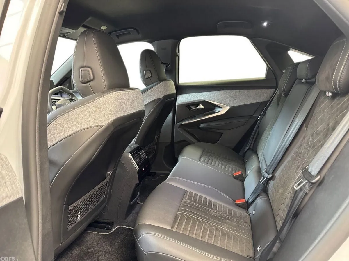 Peugeot 3008 MPV, Electric, 2026, White