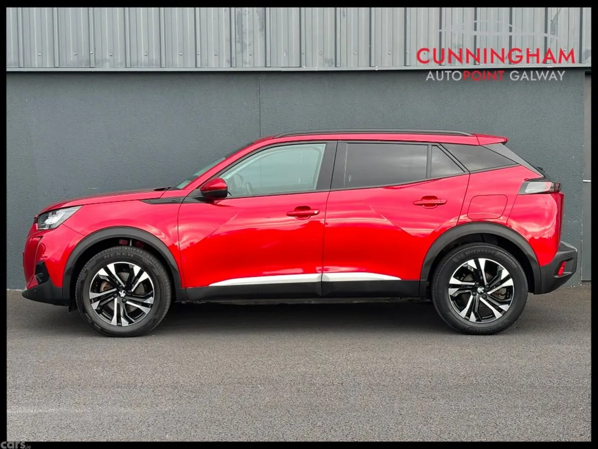 Peugeot 2008 MPV, Electric, 2021, Red