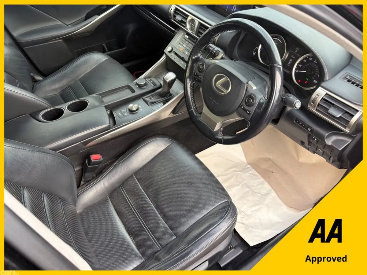 Lexus IS Saloon, Petrol Hybrid, 2015, Black
