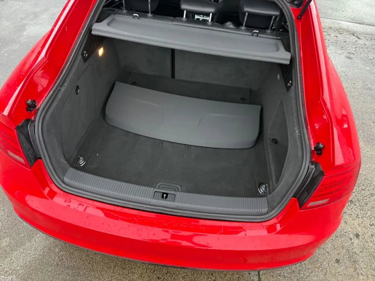 Audi A5 Hatchback, Diesel, 2016, Red