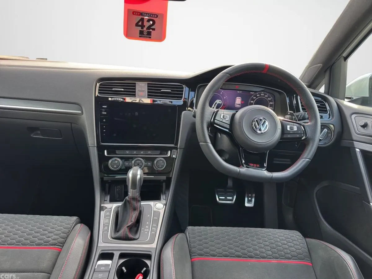 Volkswagen Golf Hatchback, Petrol, 2019, White