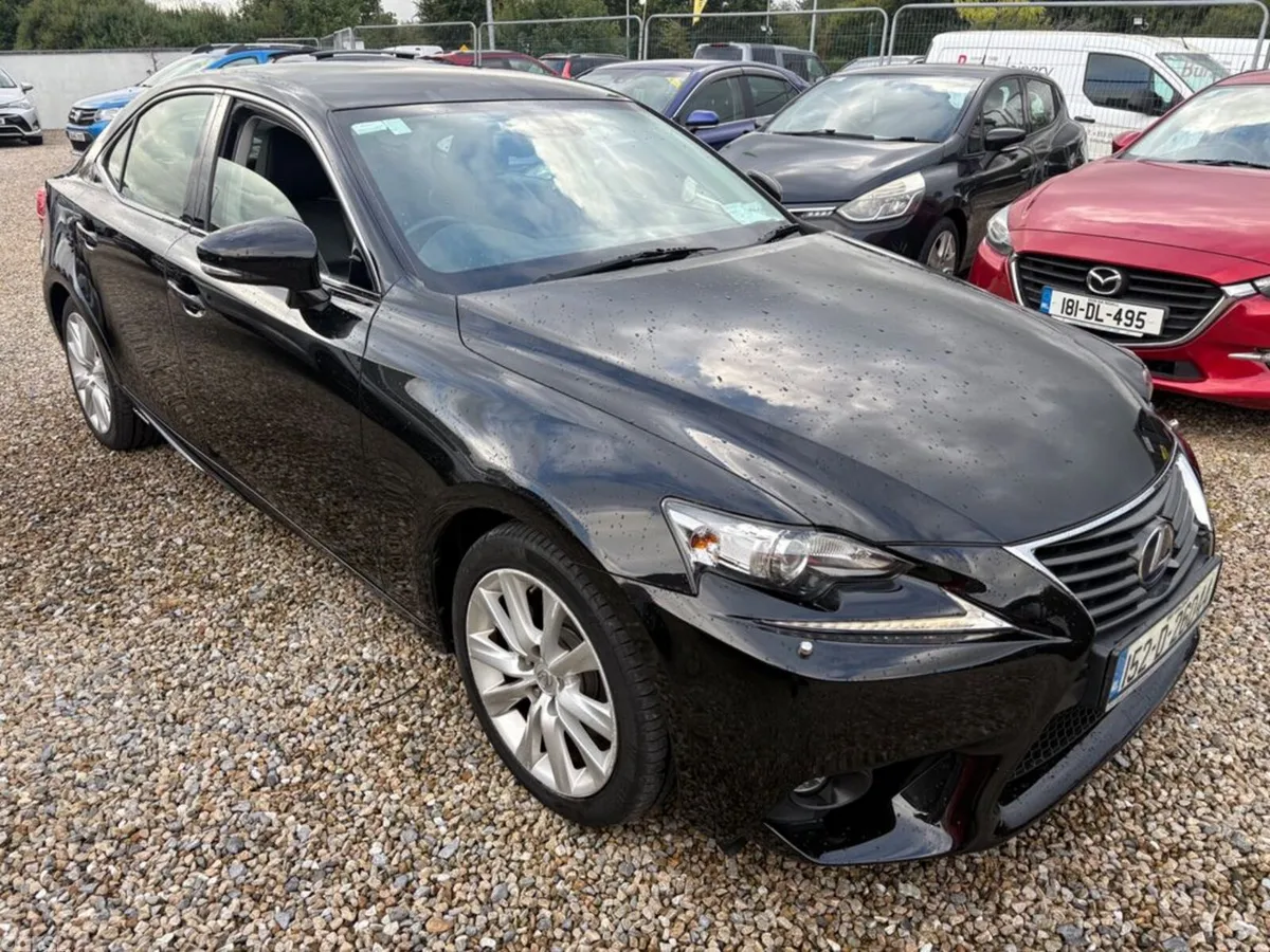 Lexus IS Saloon, Petrol Hybrid, 2015, Black