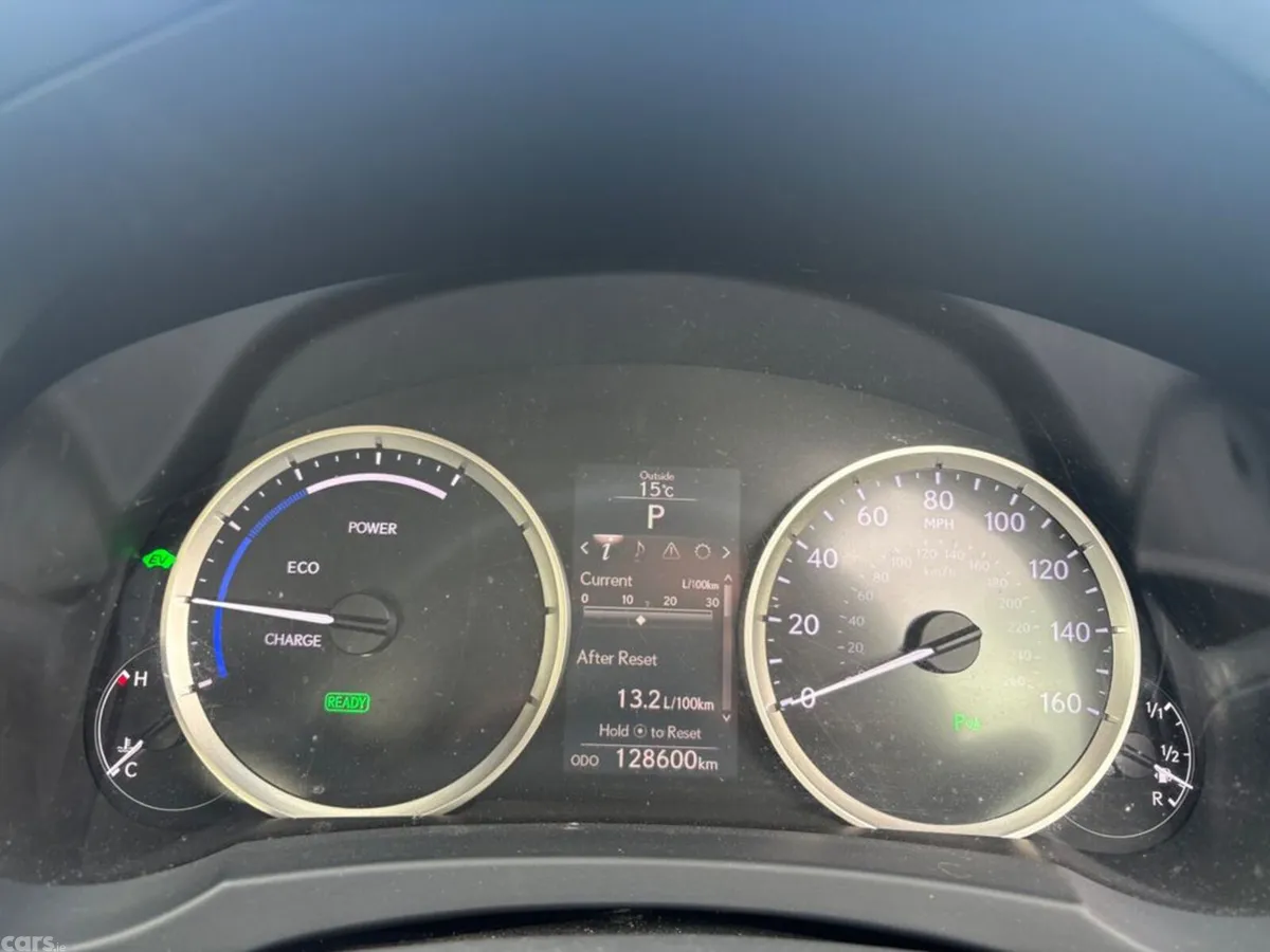Lexus IS Saloon, Petrol Hybrid, 2015, Black
