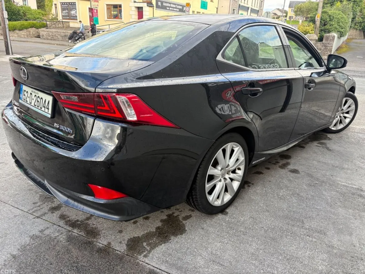 Lexus IS Saloon, Petrol Hybrid, 2015, Black