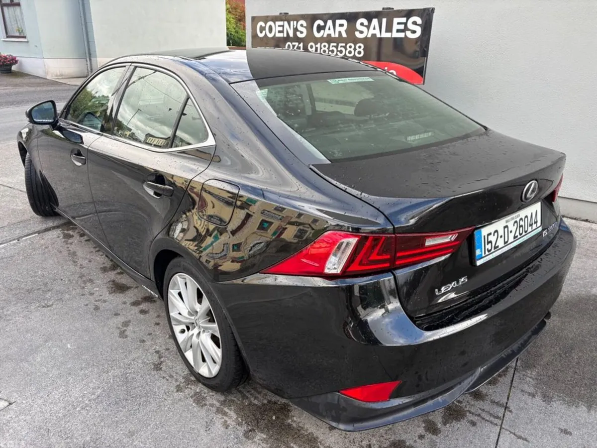 Lexus IS Saloon, Petrol Hybrid, 2015, Black
