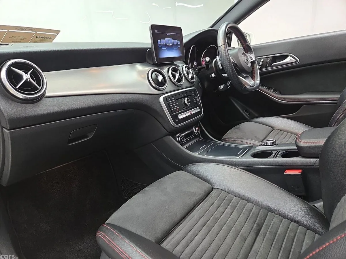 Mercedes-Benz CLA Hatchback, Petrol, 2019, White