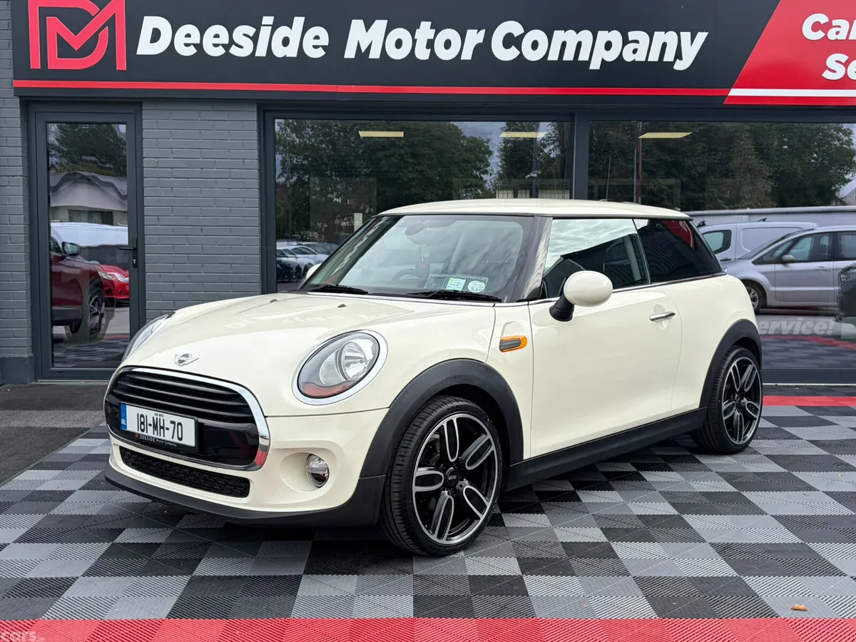 Mini Cooper Hatchback, Petrol, 2018, White
