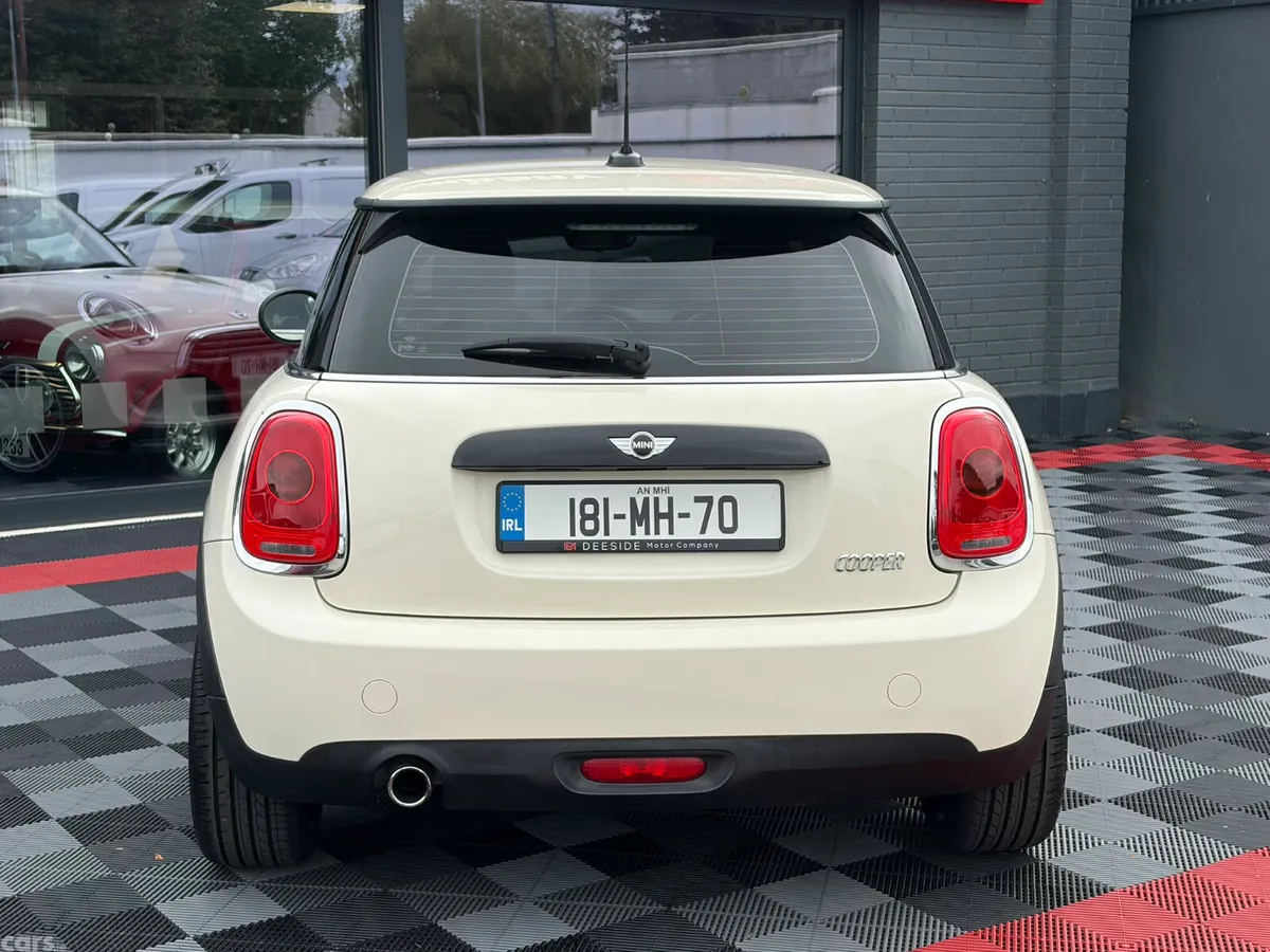 Mini Cooper Hatchback, Petrol, 2018, White