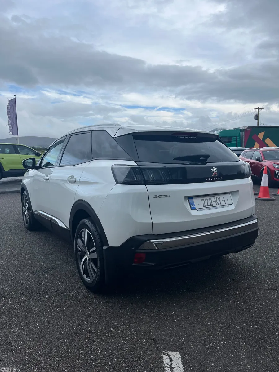 Peugeot 3008 MPV, Diesel, 2022, White